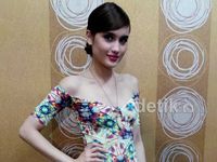 Ramadan, Cinta Laura Akan Tinggalkan Dress Baby Doll