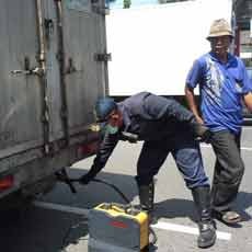 Truk Pelanggar Ambang Batas Emisi Ditilang