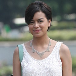 Eva Celia Potong Rambut Pendek Demi Adriana