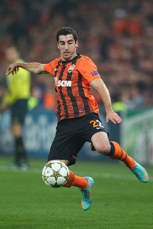 Dortmund Rampungkan Transfer Mkhitaryan