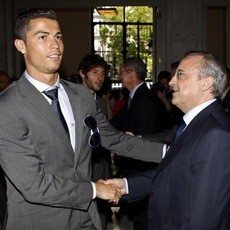 Perez: Ronaldo Ingin Pensiun di Madrid