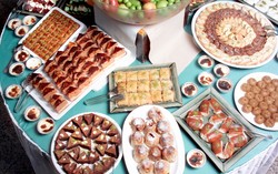 Bikin Kudapan Berbuka, Pastikan Bahan-bahannya Berlabel Halal