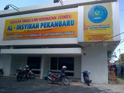 Selain Rumah yang Dihuni Mertua Rusli, KPK Juga Geledah STIKES Pekanbaru