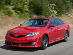 Toyota dan Honda Dipaksa Kurangi Bikin Mobil 