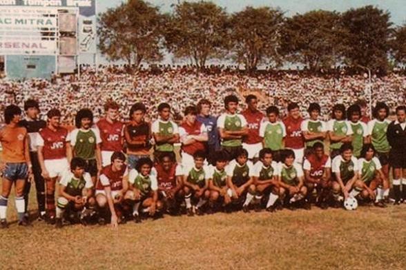 Aib Arsenal di Surabaya dan Sayonara Fandi Ahmad 