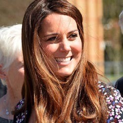 Jelang Melahirkan, Kate Middleton Habiskan Waktu di Kensington Palace