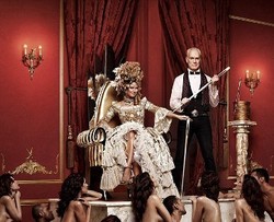 Tampilkan Model Tanpa Busana, Iklan Project Runway Dicekal