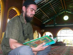 Mualaf Asal Inggris, Yunus Kocsis: Islam Itu Damai