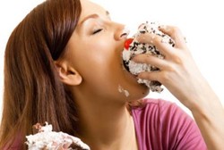 Saat Berbuka Jangan Kalap Jika Tak Ingin Sakit Perut