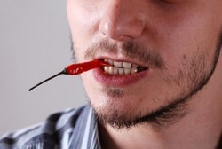 Makan Enak Saat Buka Puasa Boleh Saja, Tapi Ingat Jangan Pedas-pedas