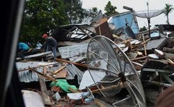  Bantu Korban Aceh, Kementerian PU Sebar 8 Mobil Tangki Air 