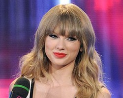 Taylor Swift Tak Peduli Semua Mantannya Sakit Hati