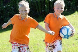 Anak Kembar Ini Jalani Transplantasi Ginjal Bersamaan dari Satu Pendonor