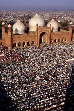 Masjidil Haram & 9 Masjid Terbesar Lainnya di Dunia