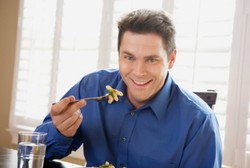 Ini Cara Menghindari Lapar Berlebihan yang Bisa Mengacaukan Diet