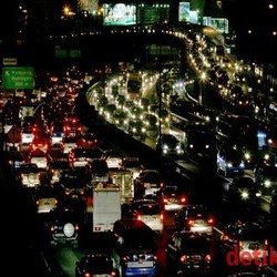 Pejabat Bappenas Ini Sebut Harga BBM Sudah Naik Tapi Jakarta Masih Macet