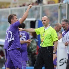 Fiorentina Tak Lagi Pasang Pembatas Tinggi di Stadionnya