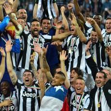 Tekad Juve Cetak Hat-trick Scudetto Bersejarah