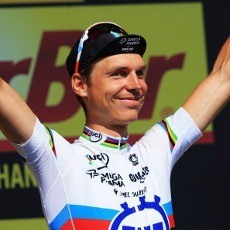 Diwarnai Pelemparan Air Seni, Martin Menangi Etape Kesebelas