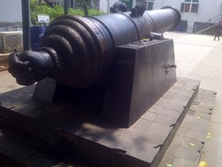 Makna Ibu Jari Terjepit Meriam Si Jagur di Museum Jakarta