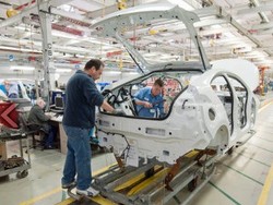 Buruh Mogok Kerja, 18.720 Unit Mobil GM Melayang