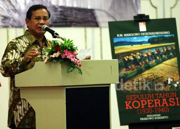 Prabowo Prihatin dengan Eksistensi Koperasi