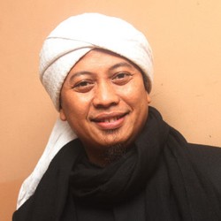 5 Lagu Opick yang Paling Menyentuh