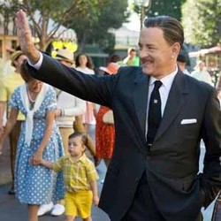 Ini Foto Perdana Tom Hanks sebagai Walt Disney