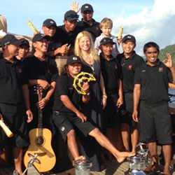 Mengintip Liburan Gwyneth Paltrow di Pulau Komodo