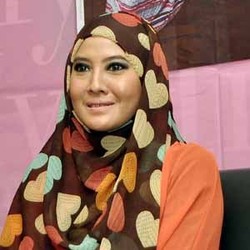 Tuangkan Soal Perceraian dalam Buku, Peggy Melati Sukma Ingin Berbagi Pengalaman