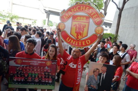 Mengejar Setan Merah Sampai ke Bangkok