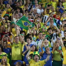 Aksi Penonton di Stadion Maracana akan Dibatasi