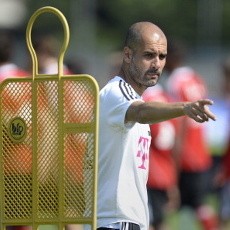 Lahm: Pep Tidak Sedang Menciptakan Gaya Baru di Bayern