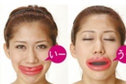 Dengan Bibir Karet Ini, Bisa Dapatkan Wajah Segar dan Awet Muda