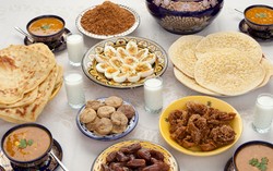 Saat Makan Menu Berbuka, Lakukan Trik Ini Agar Tetap Sehat dan Langsing!