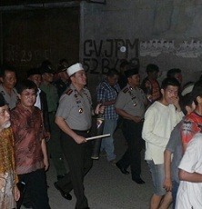 Sahur Bareng Warga, Kapolres Jakut Ingatkan Kamtibmas