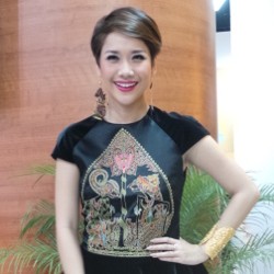 Diprotes Karena Sibuk, BCL Ajak Anak Saat Manggung