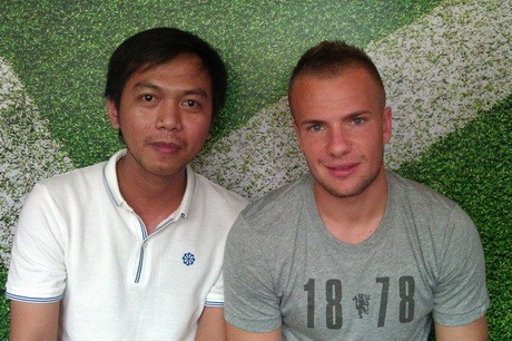 15 Menit Bertatap Muka dengan Evans, Rafael, dan Cleverley