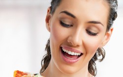 Agar Mulut Tak Bau Saat Puasa, Siasati dengan Cara Ini!