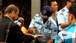 Warga Ikut Kebaktian di Gereja LP Tanjung Gusta