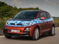 BMW Rilis Harga Jual Mobil BMW i3