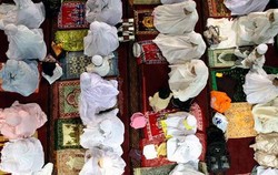 Mengajak Anak Balita Salat di Masjid