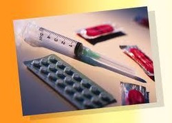 Menunda Haid dengan Suntik atau Pil KB, Bagaimana Hukumnya?