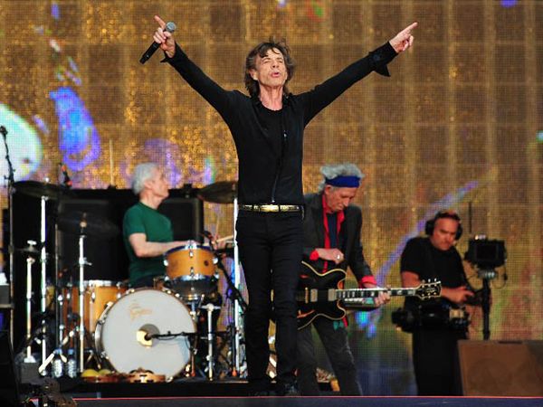 The Rolling Stones Gebrak Panggung Hyde Park
