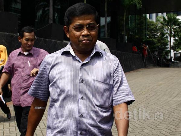 Idrus Marham Jenguk Rusli Zainal