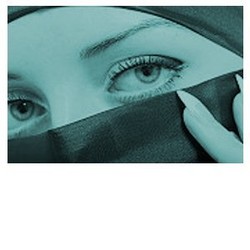 Perubahan Artis dari Seksi ke Hijab di Mata Desainer