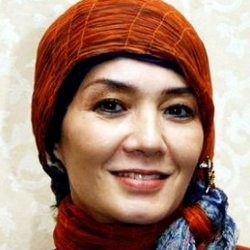 Tobat Eva Arnaz, Dulu Bom Seks Kini Berhijab