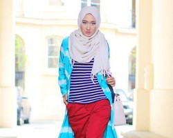 Dian Pelangi dan Mimpi Pamerkan Busana Muslim di Paris Fashion Week