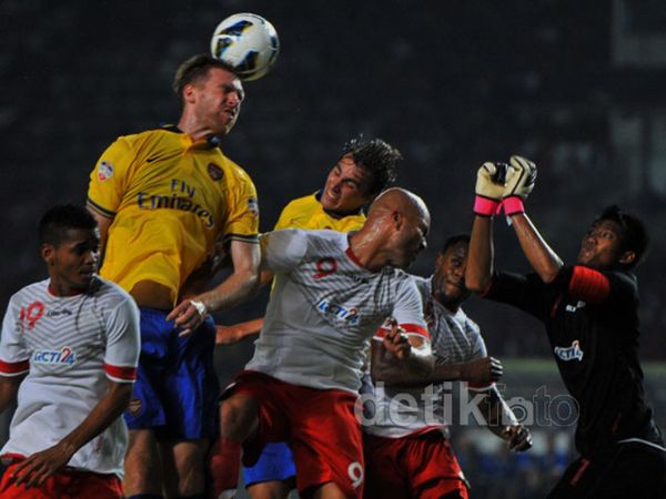 Arsenal Bintang Tujuh di GBK
