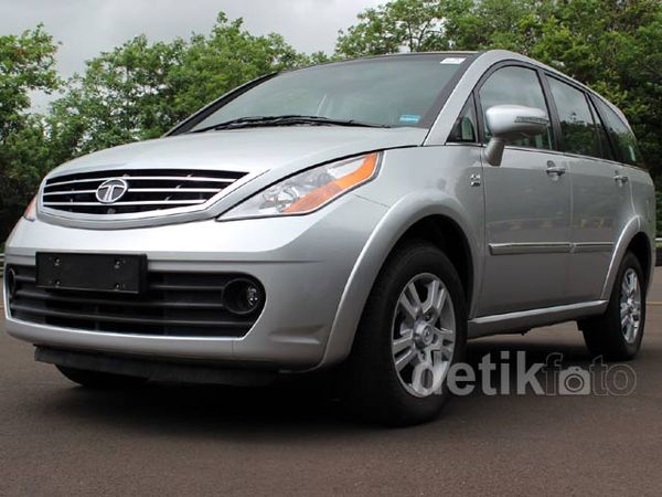 Menjajal MPV Asli India